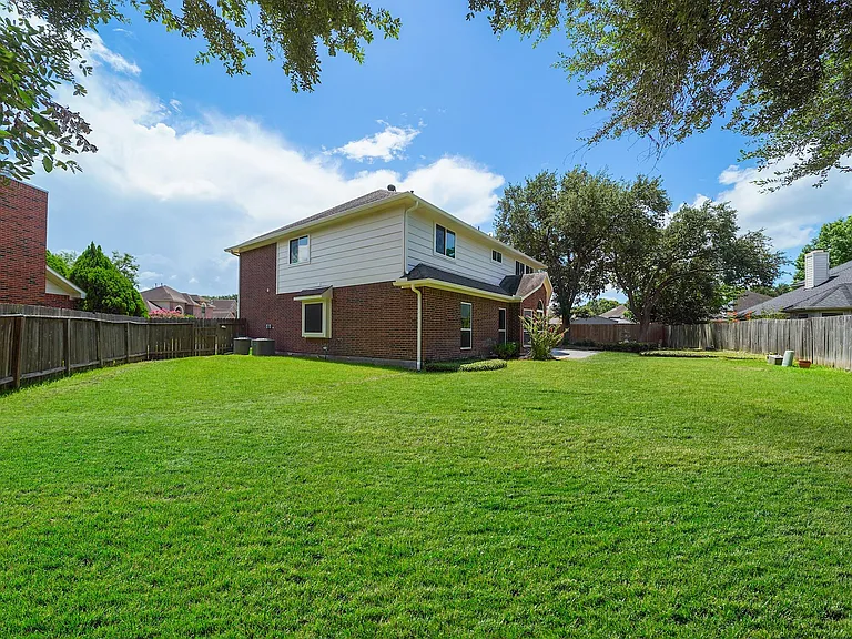506 Marathon Pl — Photo 45