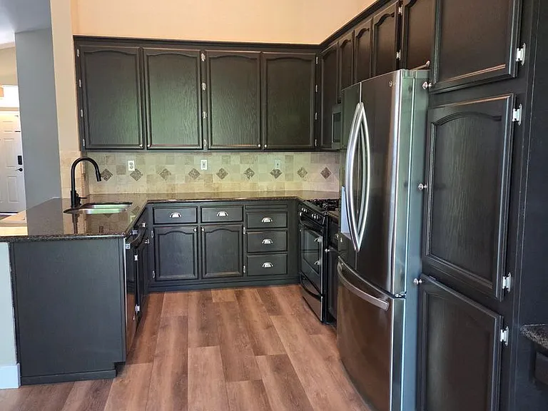342 Leckenby Way — Photo 3