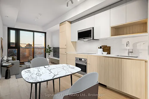 801 The Queensway #520 Photo 1 801 The Queensway #520 Photo 1
