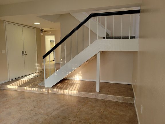 3rd image of 2826 Oak Creek Dr Unit C