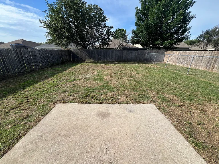 8824 Sagebrush Trl — Photo 16