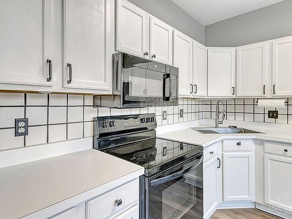 4th image of 8903 Eastwind Way