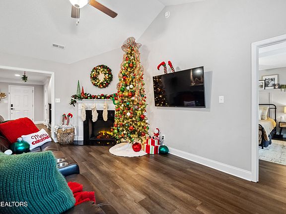 5th image of 7513 Emory Orchard Ln