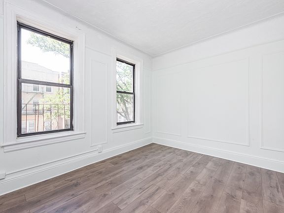 2nd image of 31-33 35th St #2P