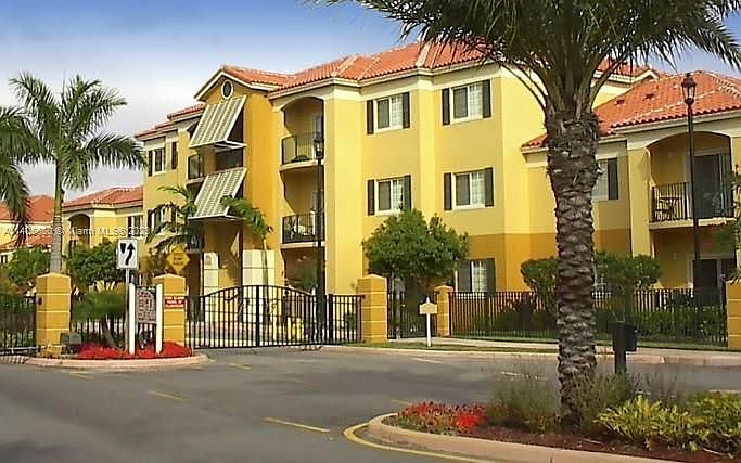 1st image of 7200 NW 114th Ave APT 312
