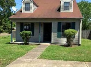 6 Countryside Dr, Jackson, TN 38305