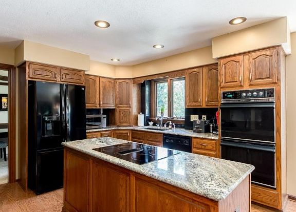 2nd image of 3438 Hidden Meadow Ct