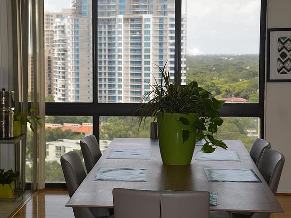 5th image of 3301 Bayshore Blvd Unit 1810