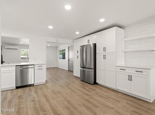 7575 E Persimmon Dr, Tucson, AZ 85730