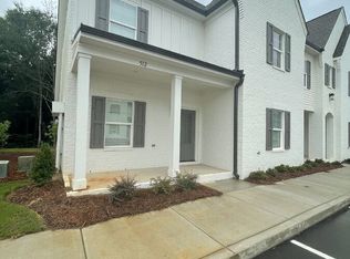 512 Meadow Crest Cir, Oxford, MS 38655