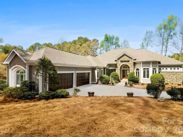 143 Brawley Harbor Pl, Mooresville, NC 28117