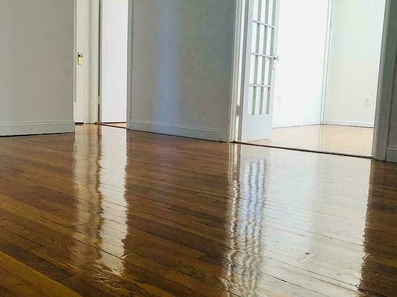2nd image of 21-39 29th St Front 2
