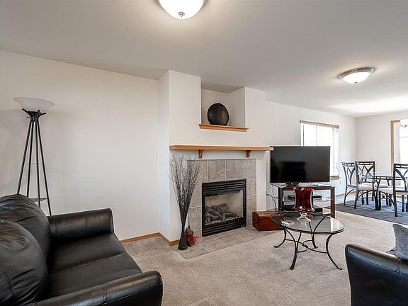 4th image of 2406 W 21st Ave