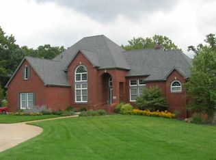 1414 Country Club Dr E, Warsaw, IN 46580