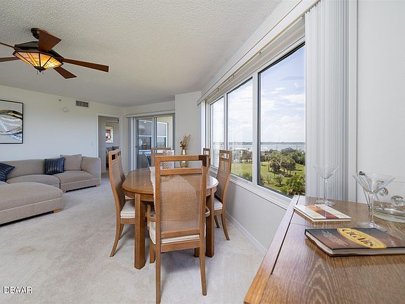 5th image of 4 Oceans West Blvd APT 605A