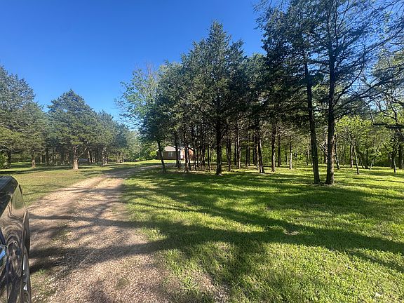 3rd image of 1339 Craig Rd