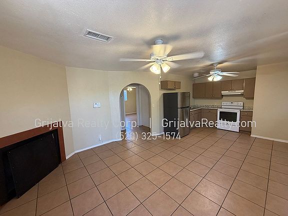 4th image of 255-261 N Silverbell Rd #255