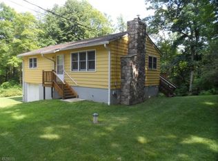 132 Highland Lakes Rd, Highland Lakes, NJ 07422
