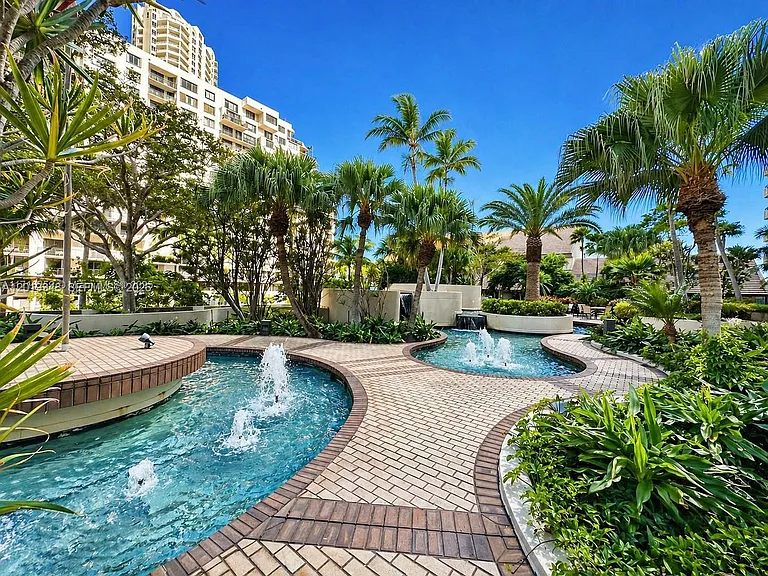 520 Brickell Key Dr #A1113 — Photo 20