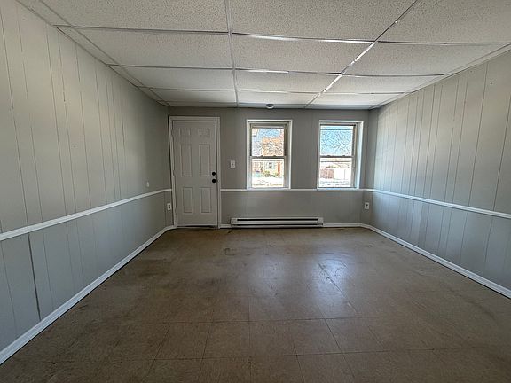 2nd image of 160A Macarthur Ave #A