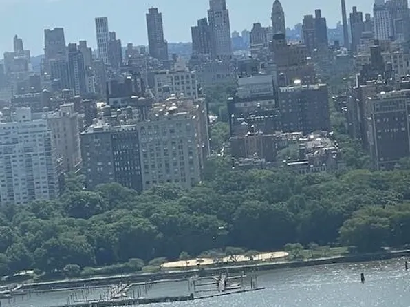 7002 Blvd East image 14 of 42