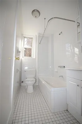 Rented by Avian Village Realty | media 18