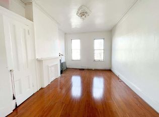 202 Kent St APT 3, Brooklyn, NY 11222