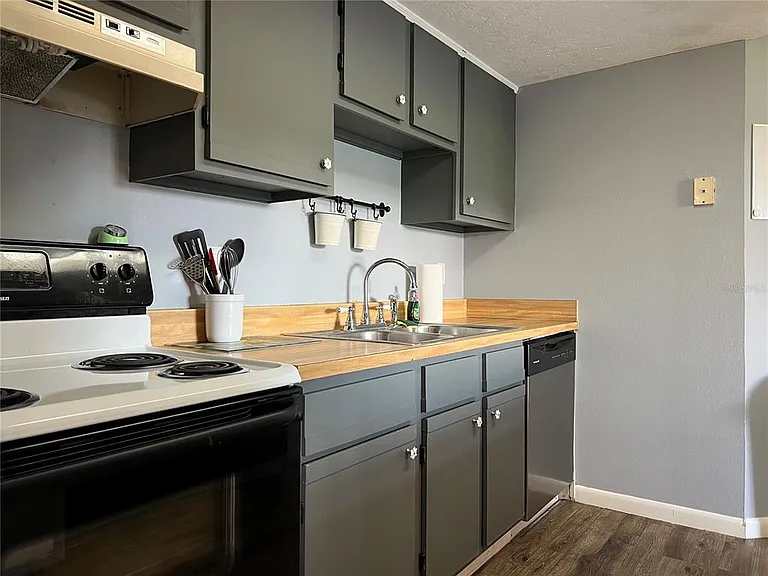 5026 Water Oak Dr #208 — Photo 17