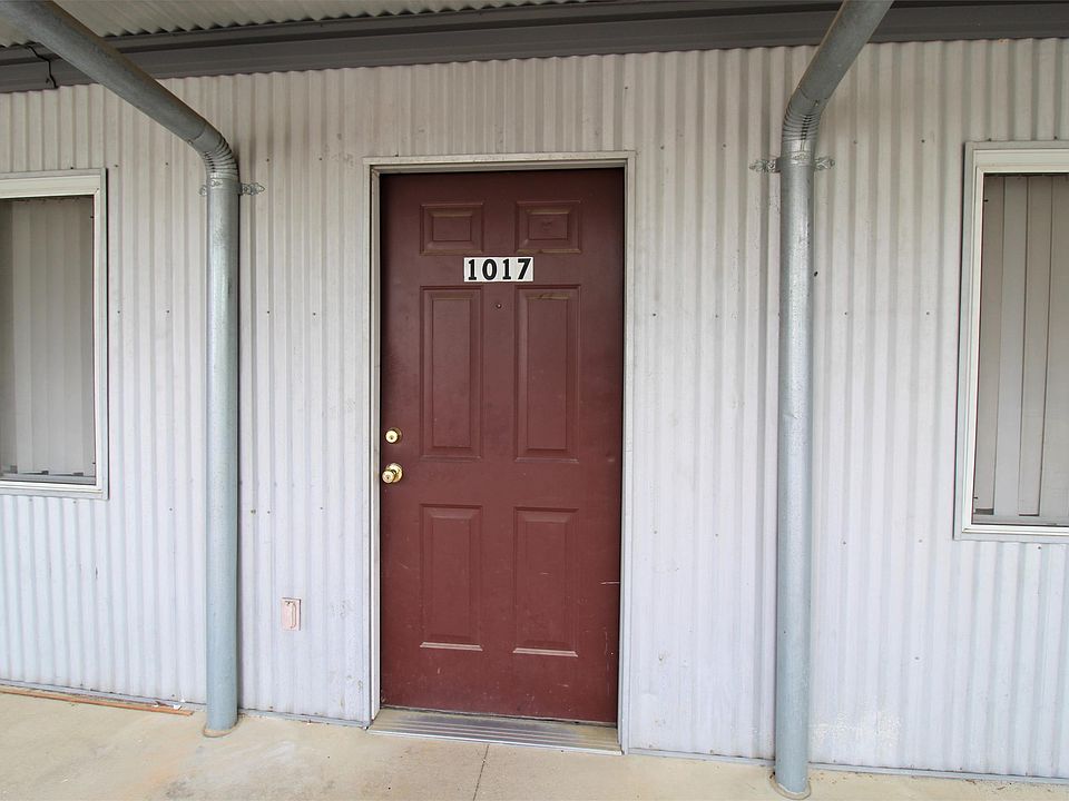 1st image of 1017 N Molly Ct