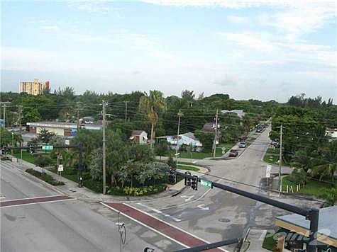 F1273939_201_49