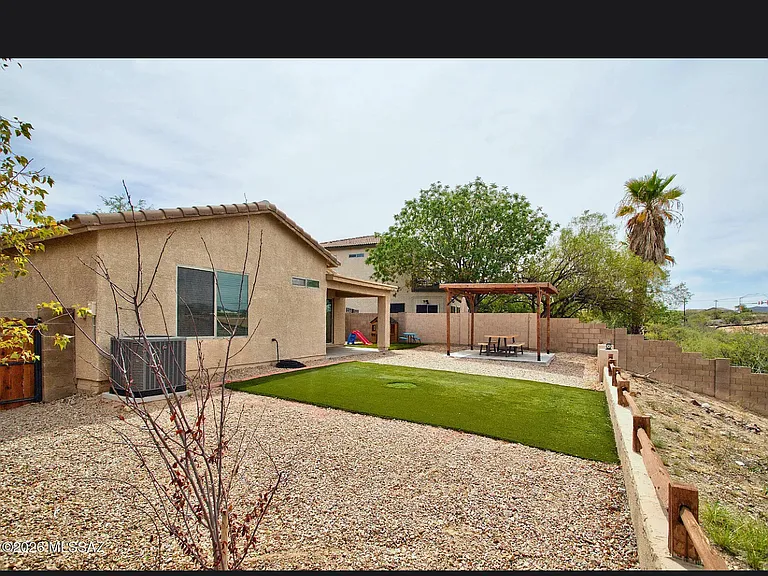 8330 S Camino Serpe — Photo 14