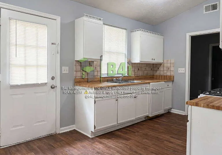 10346 Wisteria Ln — Photo 4
