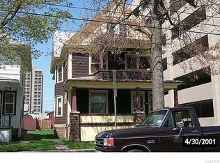 908 Walnut Ave, Niagara Falls, NY 14301
