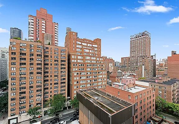 5th image of 301 E 62nd St APT 12K