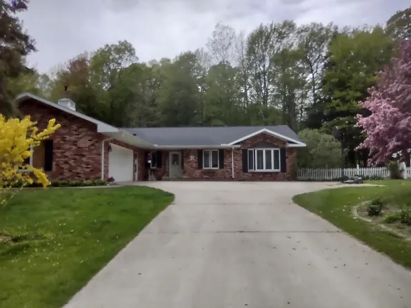 40 S Serenity Ln, Harrisville, MI 48740