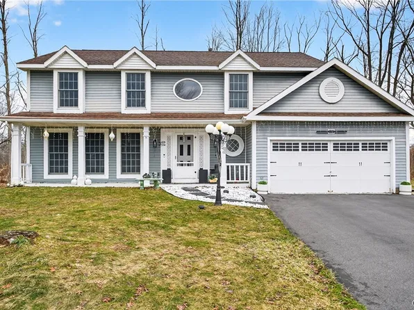 322 Garfield Ave, Liverpool, NY 13088