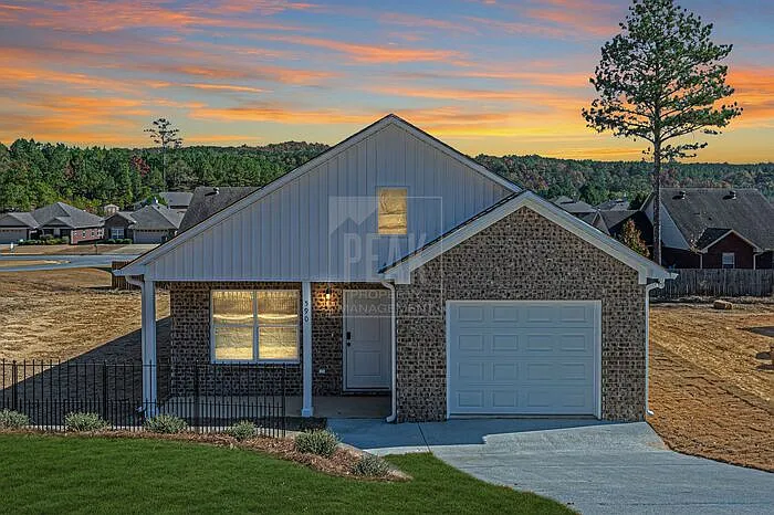 590 Woodland Cir — Photo 1