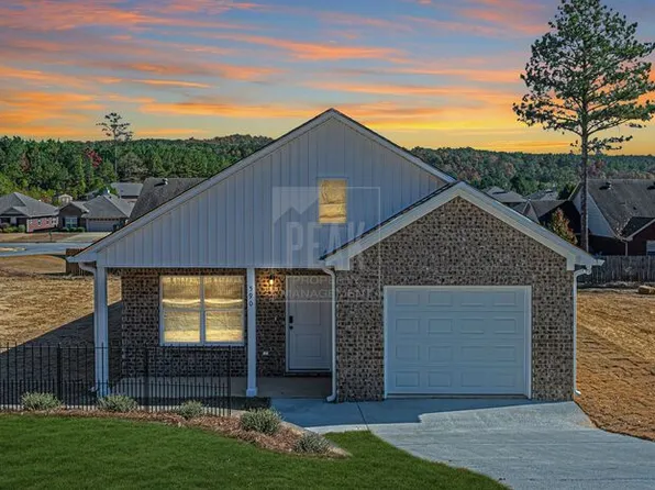 590 Woodland Cir, Odenville, AL 35120