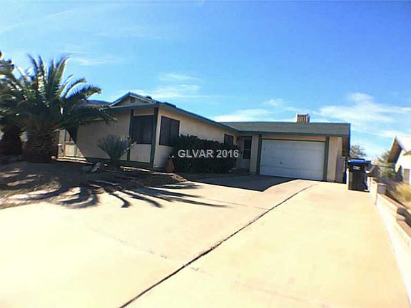 3rd image of 420 Bottle Brush Way
