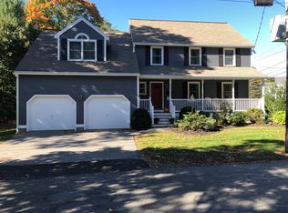 99 Walnut St, Reading, MA 01867