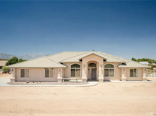 5577 Neola Dr, Oak Hills, CA 92344