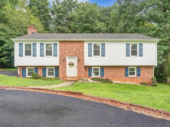 31 Goldfinch Dr, Lynchburg, VA 24502