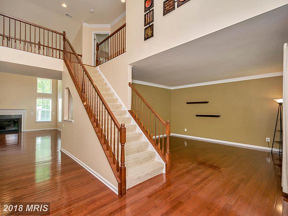 4th image of 10106 Brookrun Ct