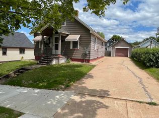 435 Bay De Noc St, Negaunee, MI 49866