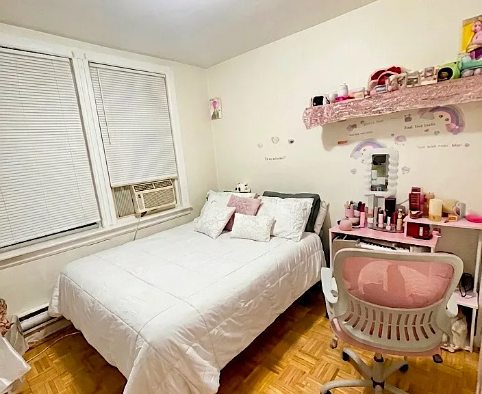 286 N Main St #2 — Photo 5