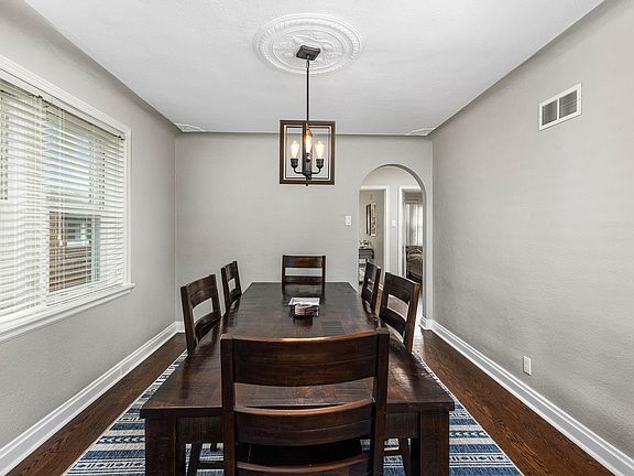 5th image of 6566 Lindenwood Pl