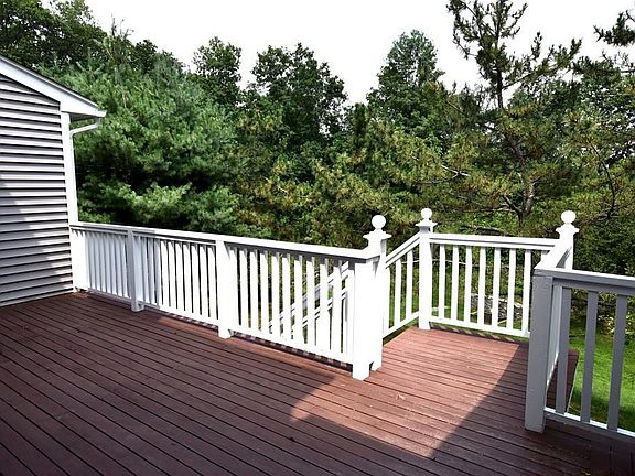 2nd image of 68 Villagewood Dr