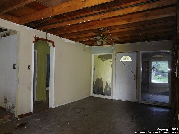 2nd image of 8706 Cape Valley St