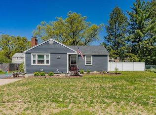 50 Hazen St, Springfield, MA 01119