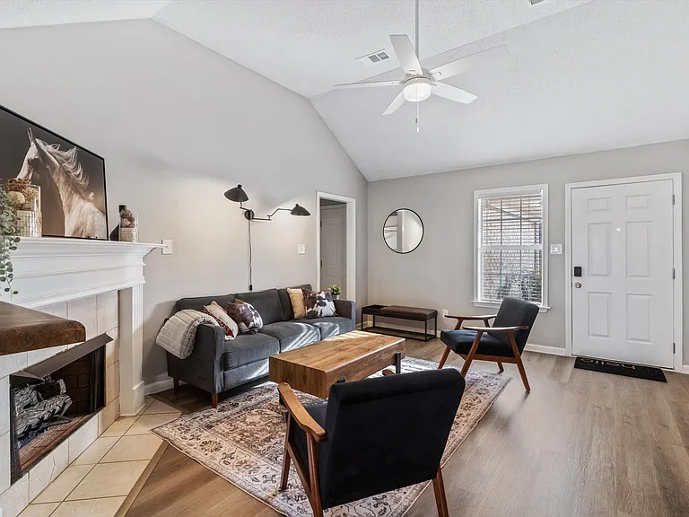 6830 Garmin Ln — Photo 11